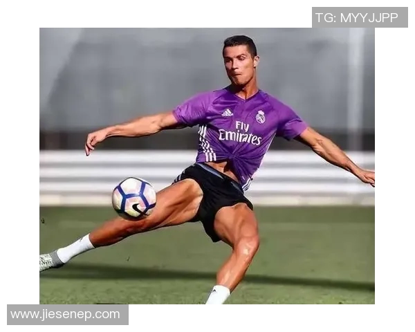 全球最顶尖的足球明星盘点他们的成就与影响力