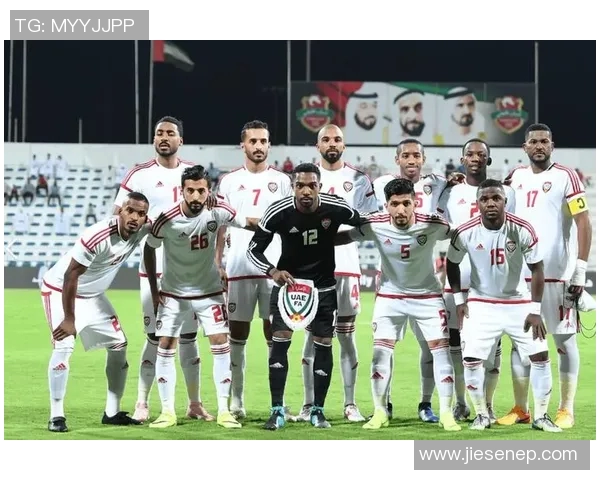 老将重返绿茵场足球明星们的传奇对决与青春回忆 老将重返绿茵场足球明星们的传奇对决与青春回忆