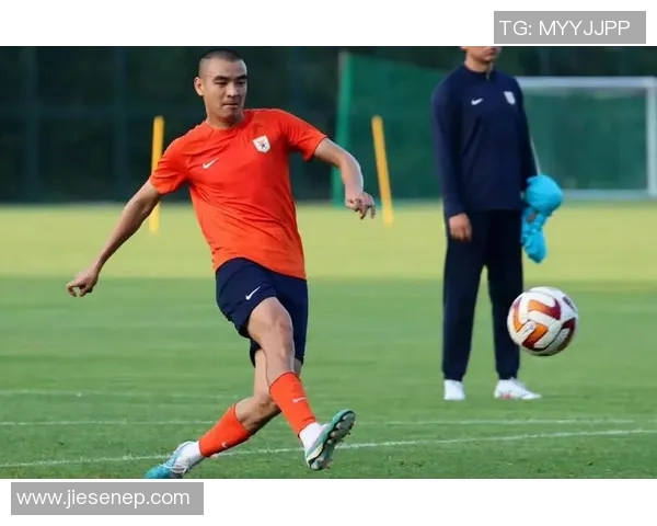 足球明星刘彬彬的个人简介与精彩瞬间图片分享 足球明星刘彬彬的个人简介与精彩瞬间图片分享