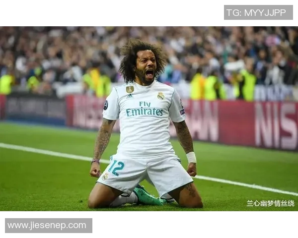 田鸡功夫足球明星揭秘他在绿茵场上的传奇故事与精彩瞬间